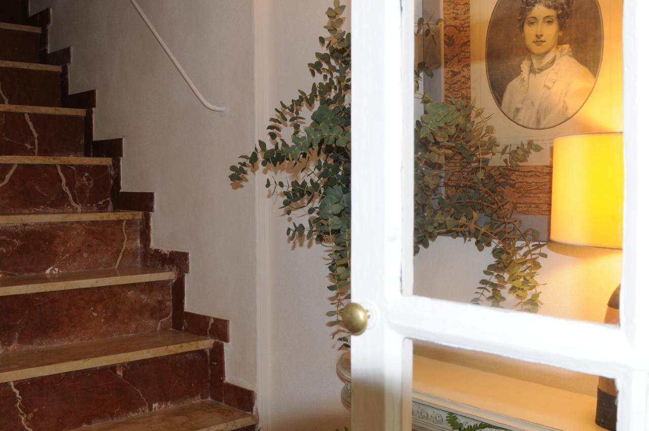 Villa Casa en pleno centro EL LEÓN BLANCO 6 personas con chimenea Carmona  Exterior foto